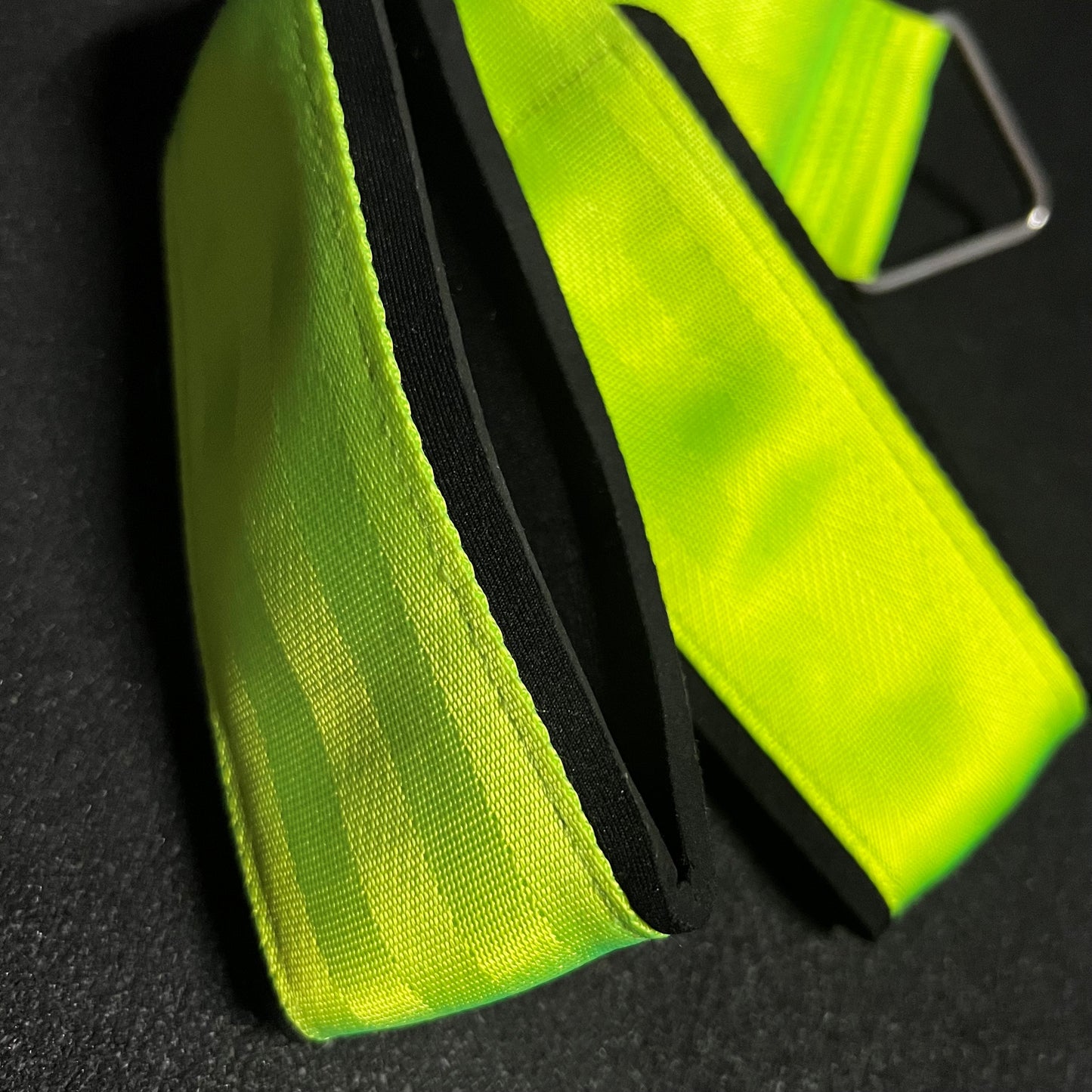 MINI B COMFORT NEON KRYPTONITE
